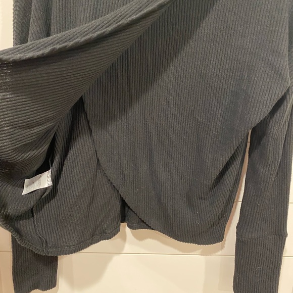 NWT! Lucky Back Slit Black Cowl Sweater - Picture 5 of 5